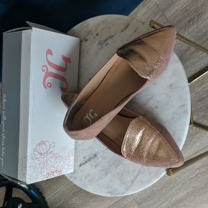 Journee Collection Kinley rose gold flats size 10
